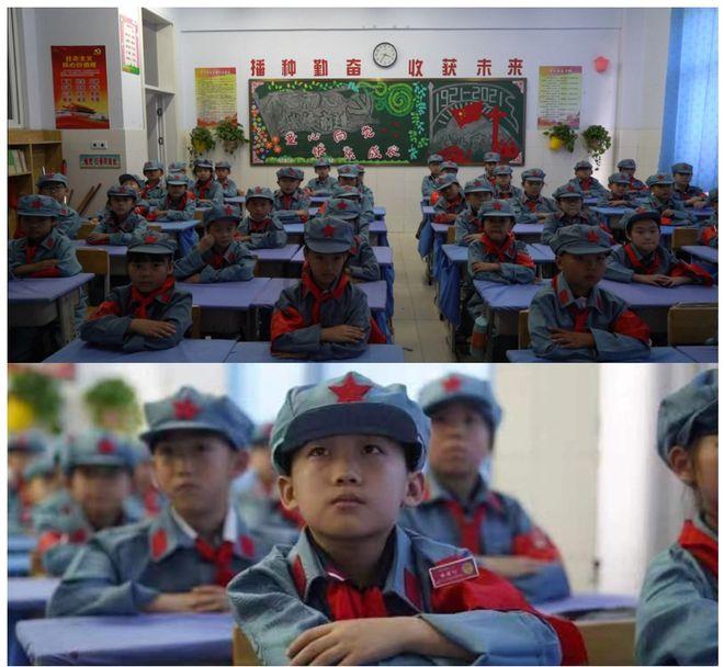 男的为什么摸女的头呢？游戏画面