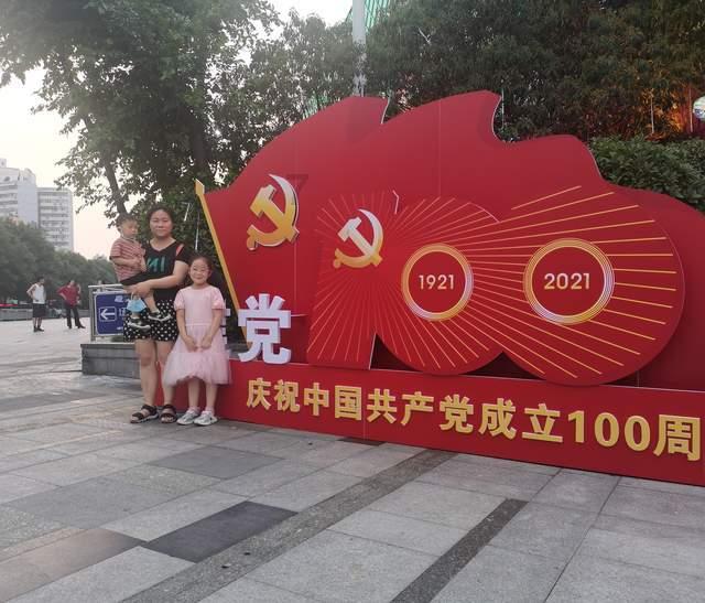 南昌舰:我军标志性战舰,央视披露内部镜头,满载排水量13000吨