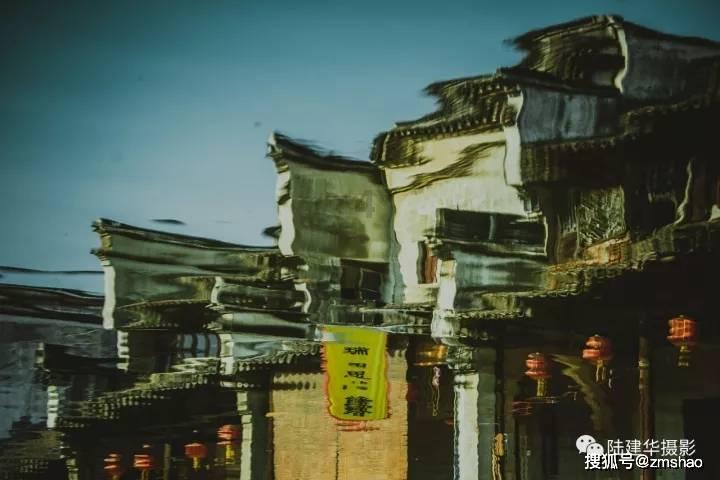 逃离违建房屋5